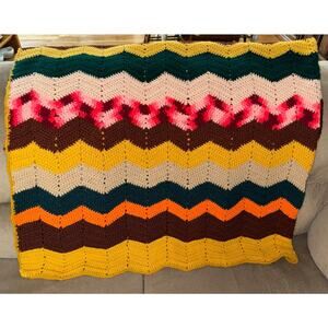 Vintage Chevron Print Crochet Afghan  45"x69" Retro Granny Throw Cottagecore